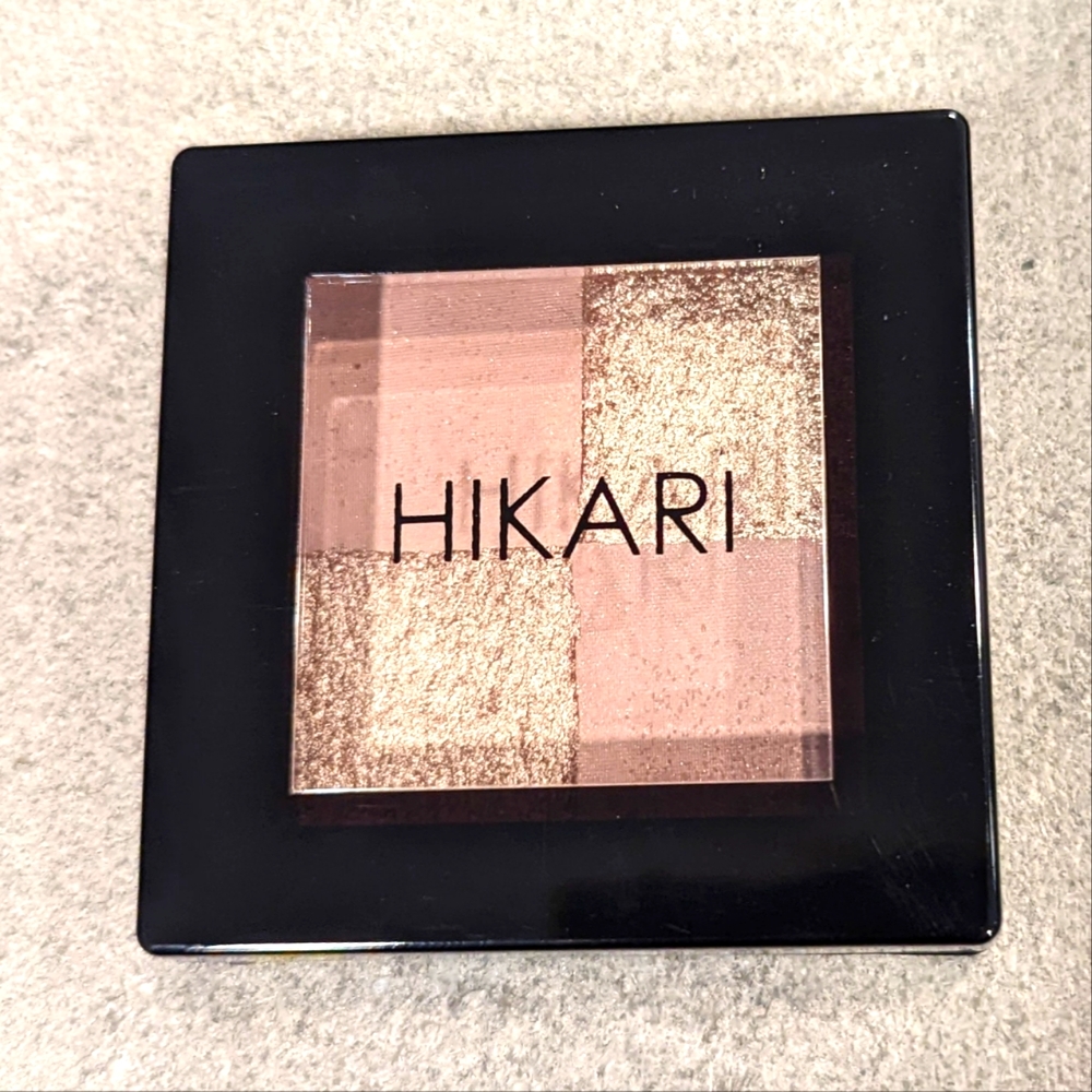 Hikari Cosmetics Highlighter in Havana